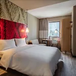 Ibis West 3*