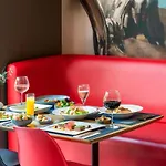 Ibis West 3*