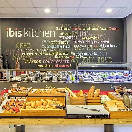 Ibis West Szálloda 3*