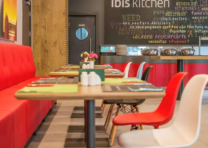 Ibis West Hotel 3*