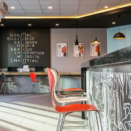 מלון Ibis West